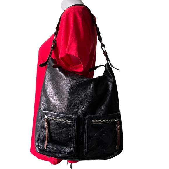 Tano Handbags - Tano Black Leather Shoulder Bag